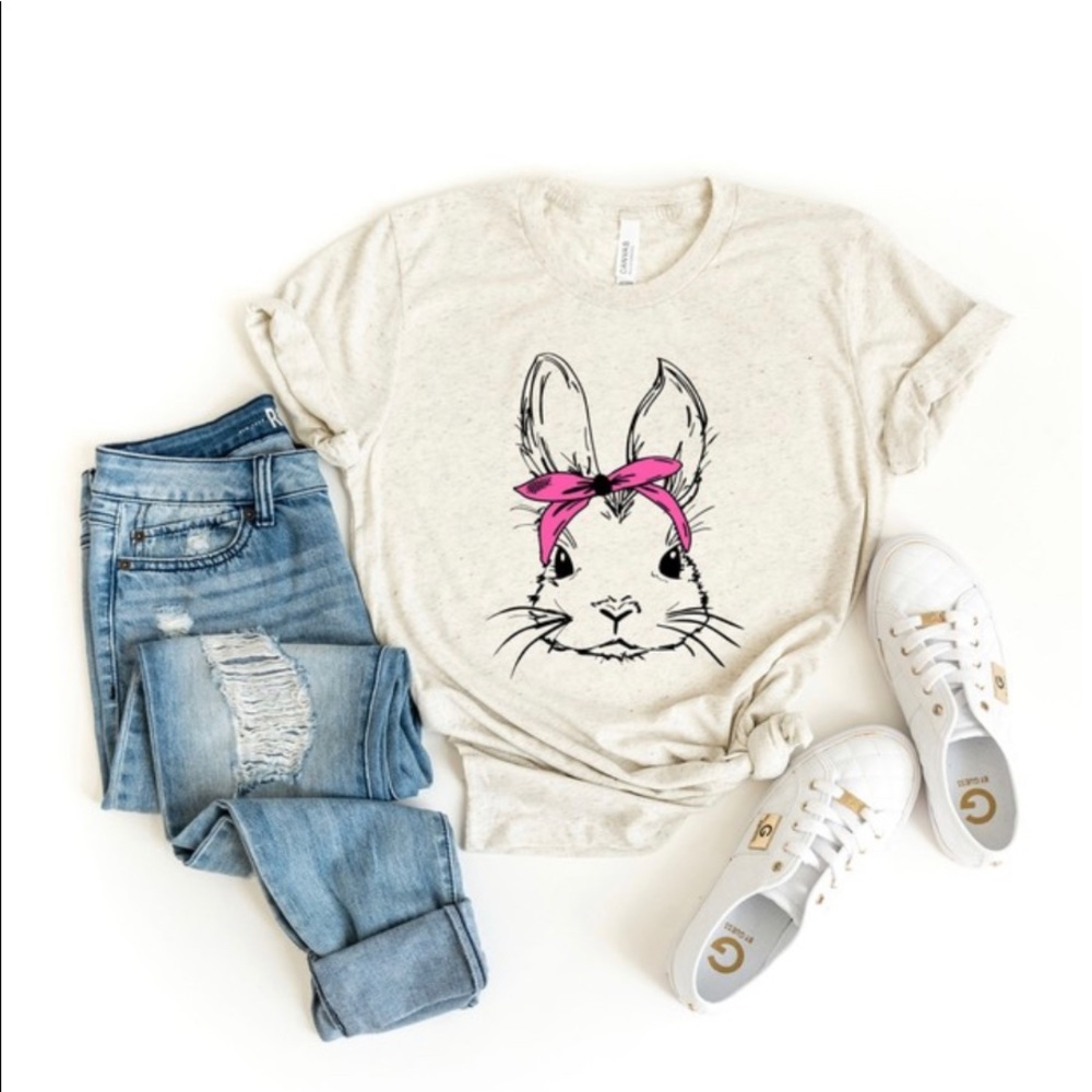 Just in🐰 Bunny graphic tee
